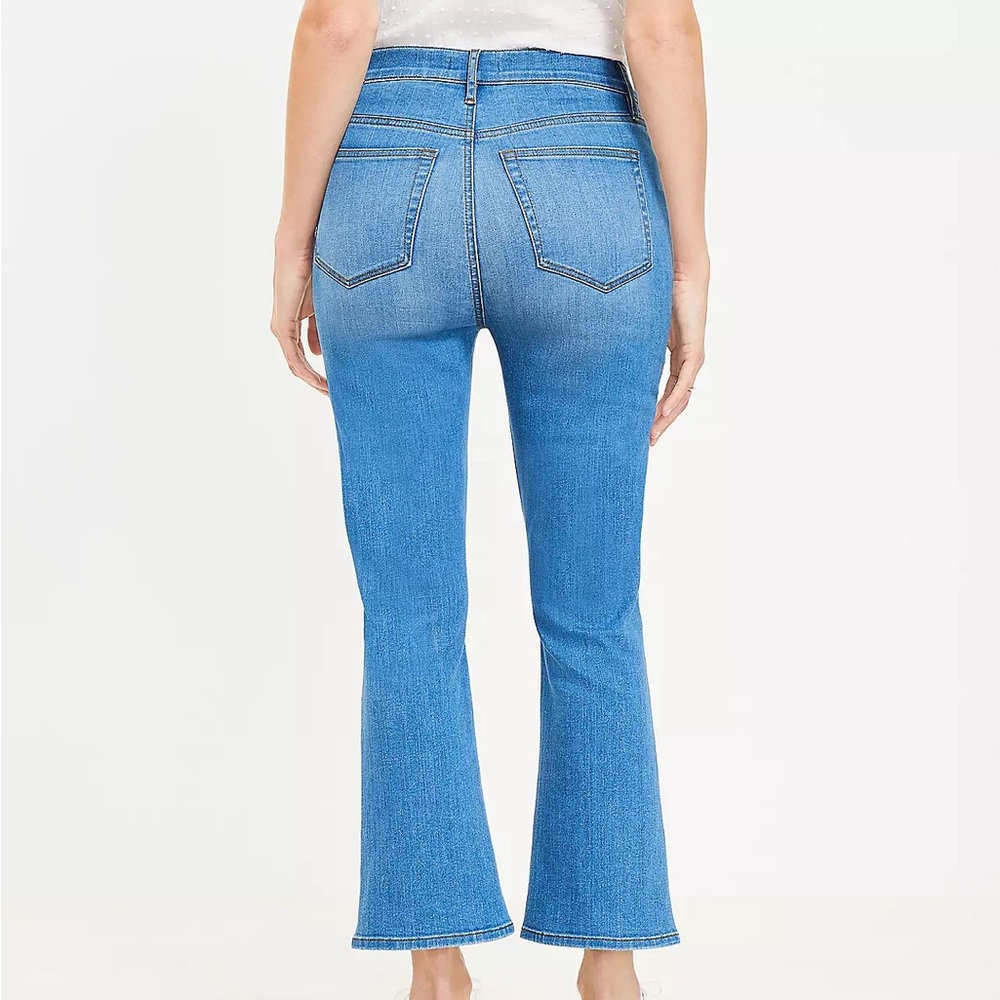 Loft Curvy Button Front High Rise Kick Crop Jeans - Picture 2 of 2